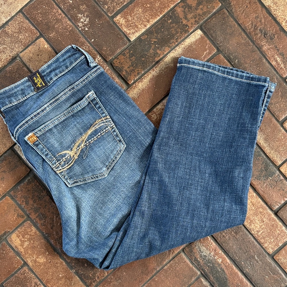Aura by Wrangler Cropped Capri Jeans Women’s Size 6R (30x21) Medium Wash Denim